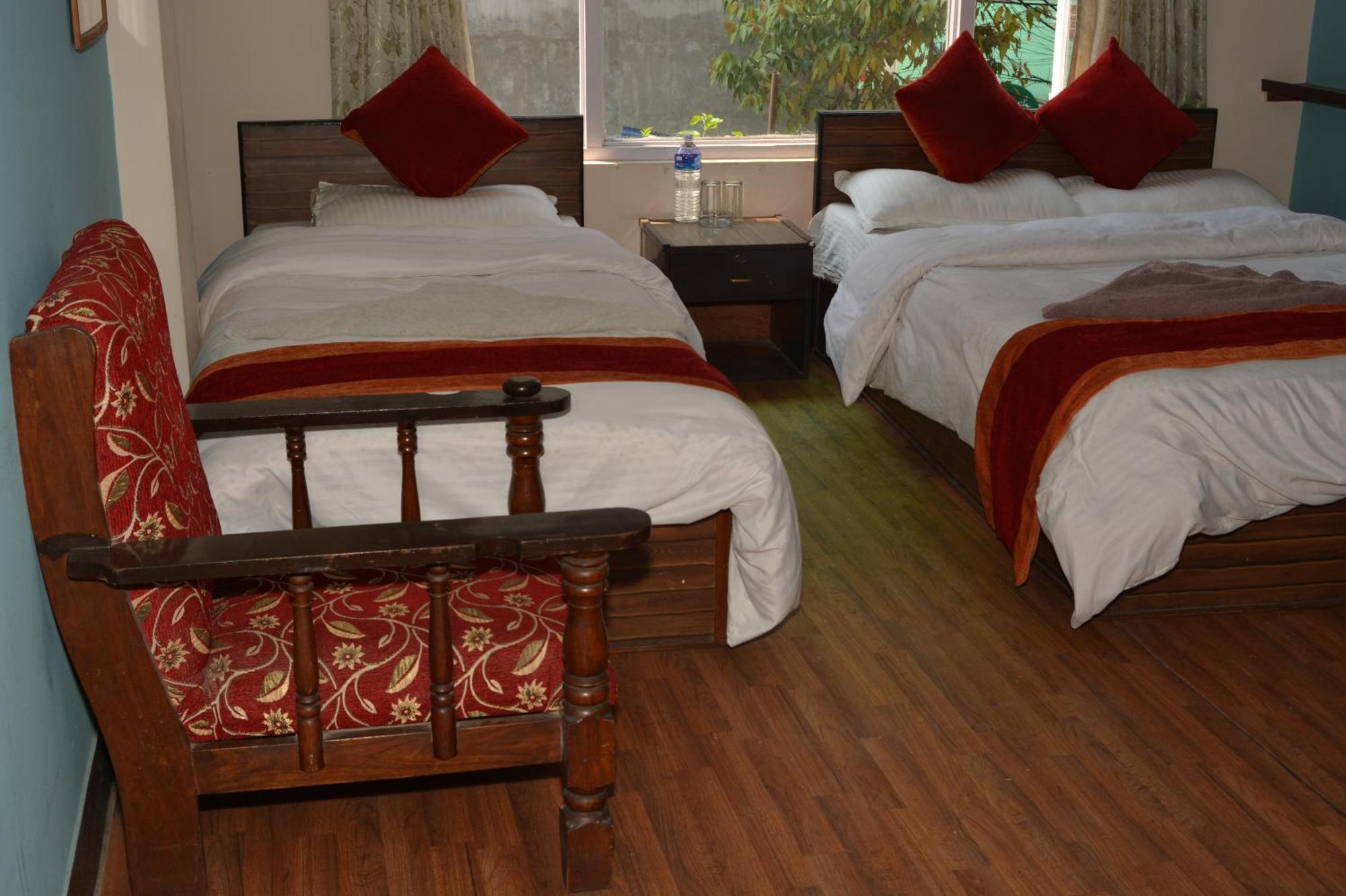 Hotel Discovery Inn Kathmandu Bagian luar foto