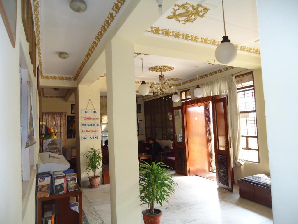 Hotel Discovery Inn Kathmandu Bagian luar foto